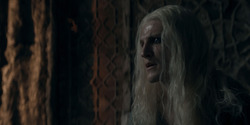HouseOfTheDragon_3x08-TheTreasonsAtTumbleton_01577