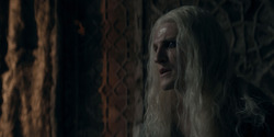 HouseOfTheDragon_3x08-TheTreasonsAtTumbleton_01579