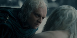 HouseOfTheDragon_3x08-TheTreasonsAtTumbleton_03077