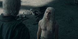 HouseOfTheDragon_3x08-TheTreasonsAtTumbleton_03228