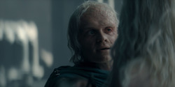 HouseOfTheDragon_3x08-TheTreasonsAtTumbleton_03345