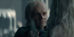 HouseOfTheDragon_3x08-TheTreasonsAtTumbleton_03350