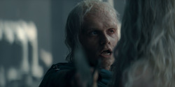 HouseOfTheDragon_3x08-TheTreasonsAtTumbleton_03353