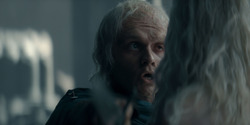 HouseOfTheDragon_3x08-TheTreasonsAtTumbleton_03355