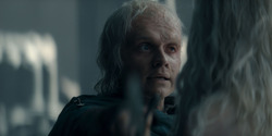 HouseOfTheDragon_3x08-TheTreasonsAtTumbleton_03358