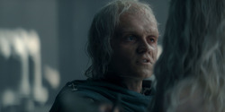 HouseOfTheDragon_3x08-TheTreasonsAtTumbleton_03378