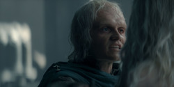 HouseOfTheDragon_3x08-TheTreasonsAtTumbleton_03380