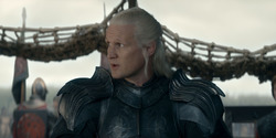 HouseOfTheDragon_3x08-TheTreasonsAtTumbleton_03426