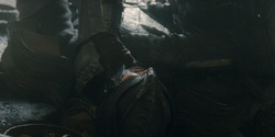 HouseOfTheDragon_3x08-TheTreasonsAtTumbleton_05493